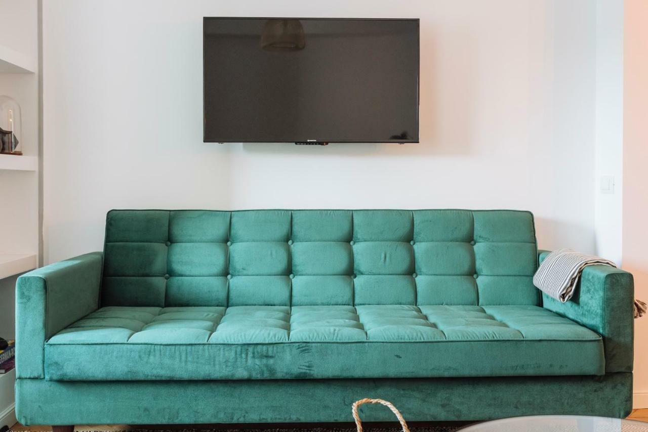 Brezoianu Spacious Flat 公寓
