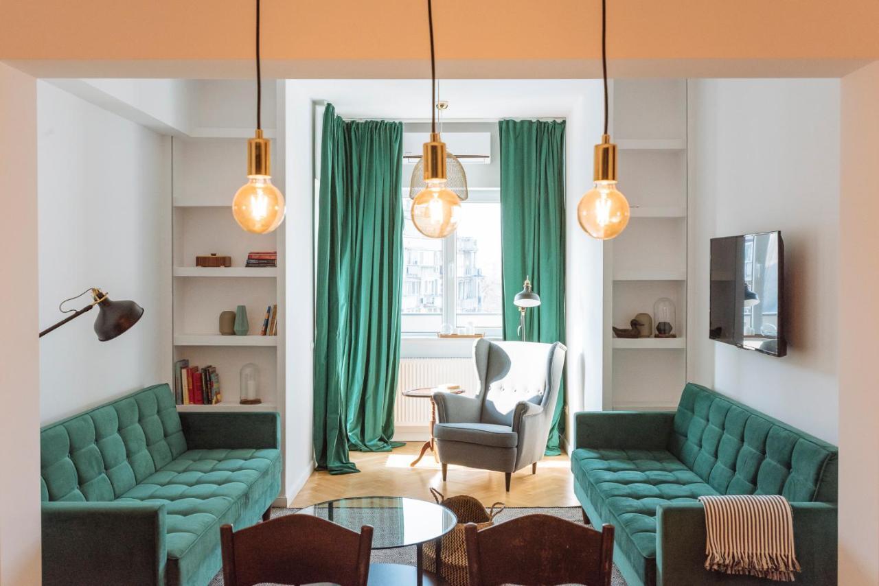 Brezoianu Spacious Flat 公寓